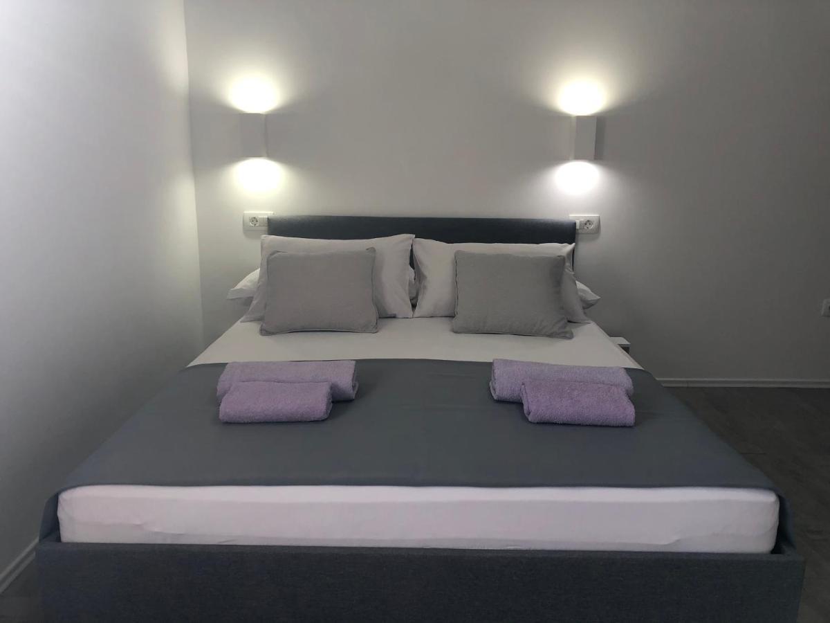 Apartmani Milka I Jozo โอมิช ภายนอก รูปภาพ