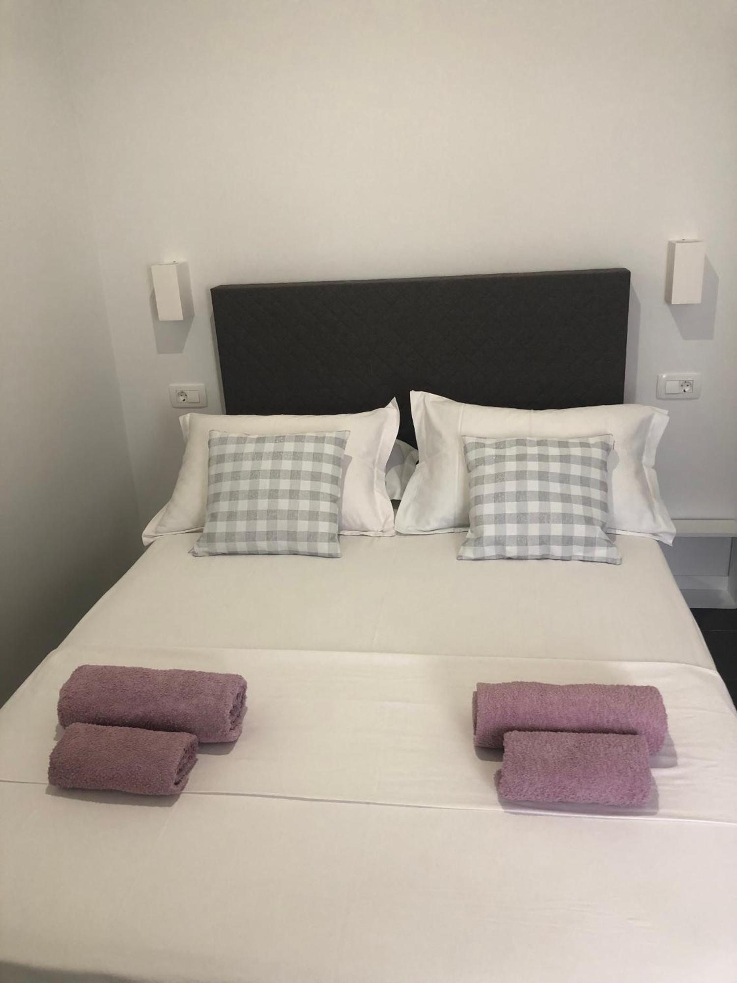 Apartmani Milka I Jozo โอมิช ภายนอก รูปภาพ