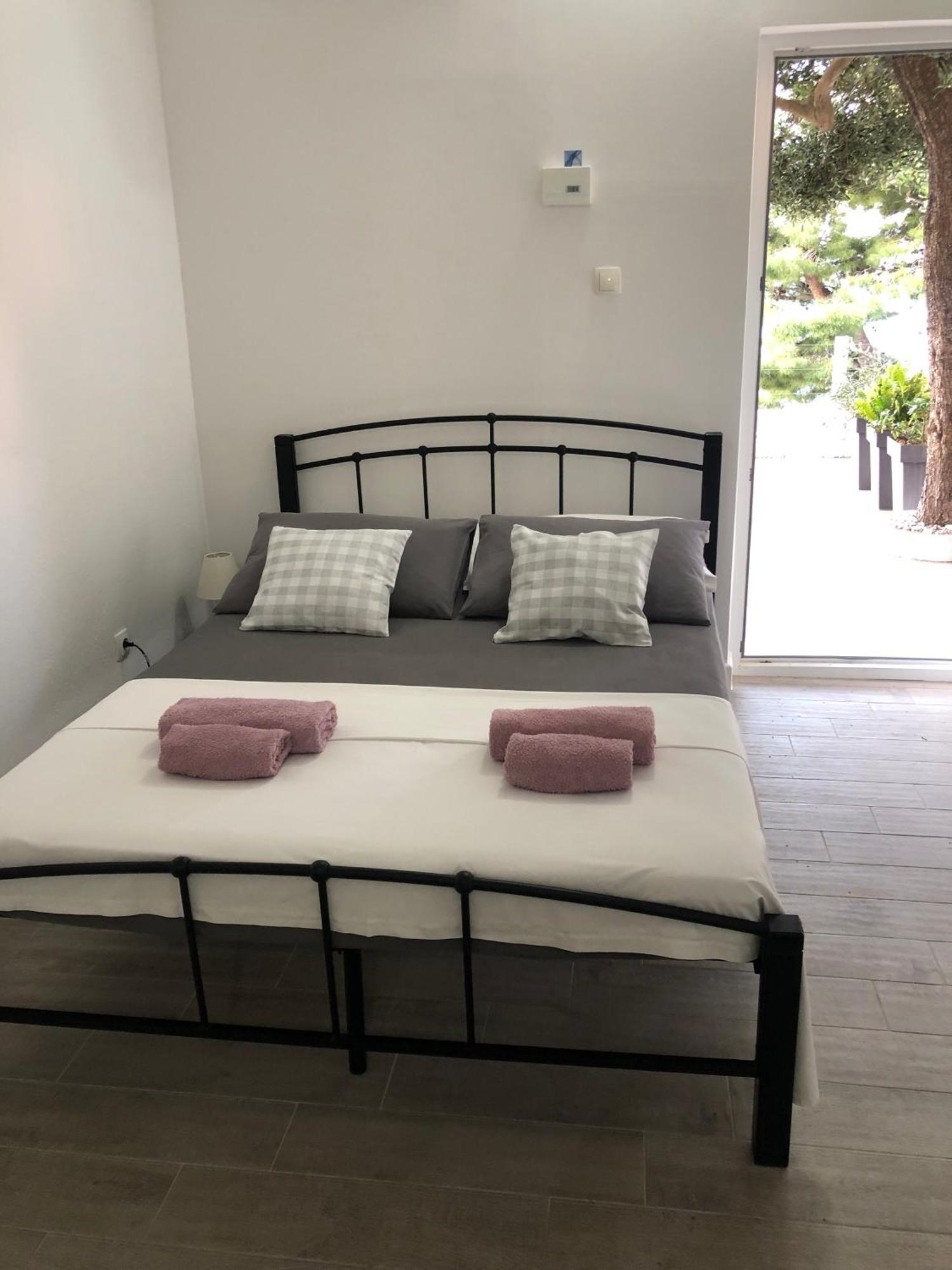 Apartmani Milka I Jozo โอมิช ห้อง รูปภาพ