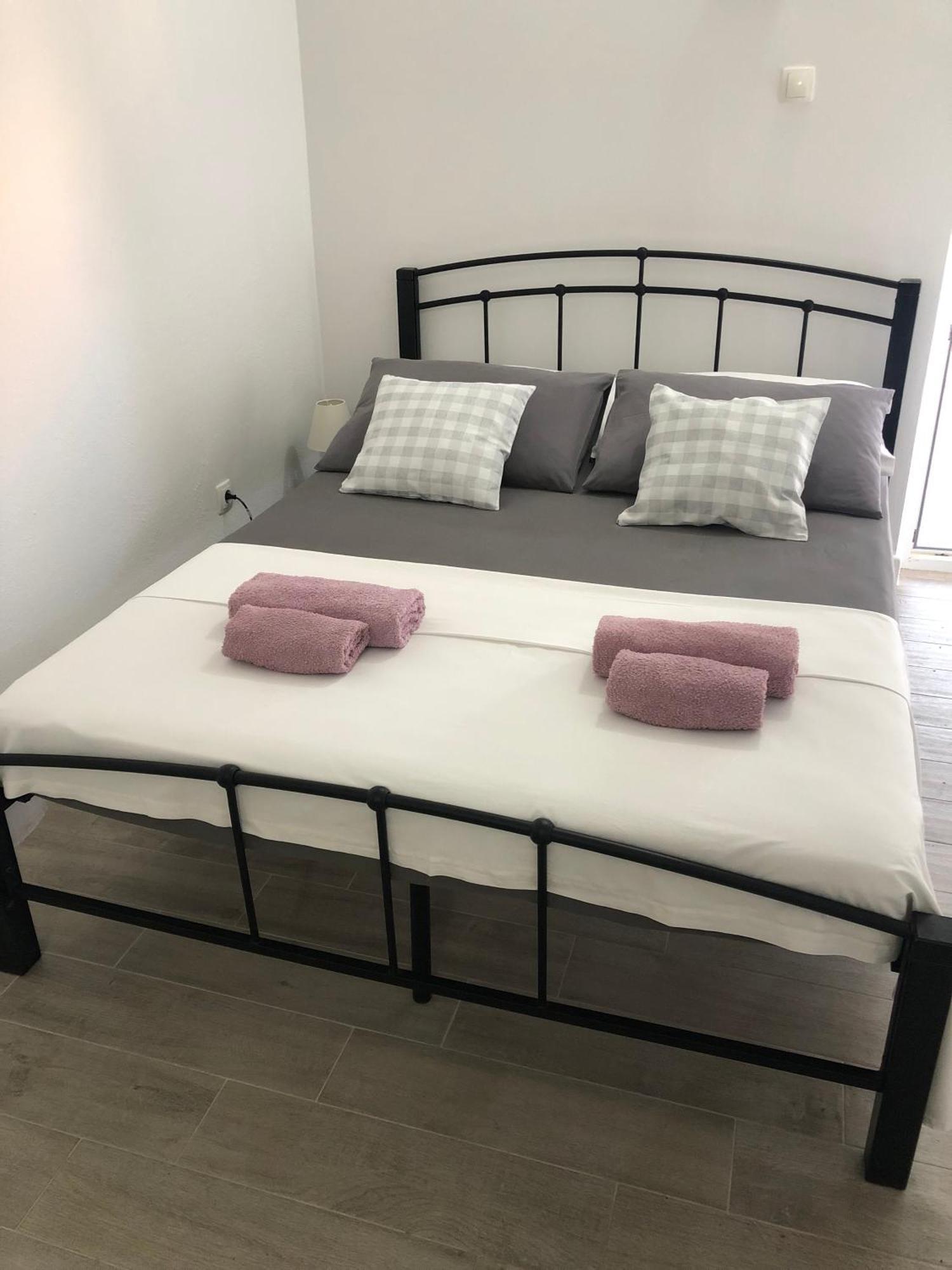 Apartmani Milka I Jozo โอมิช ห้อง รูปภาพ