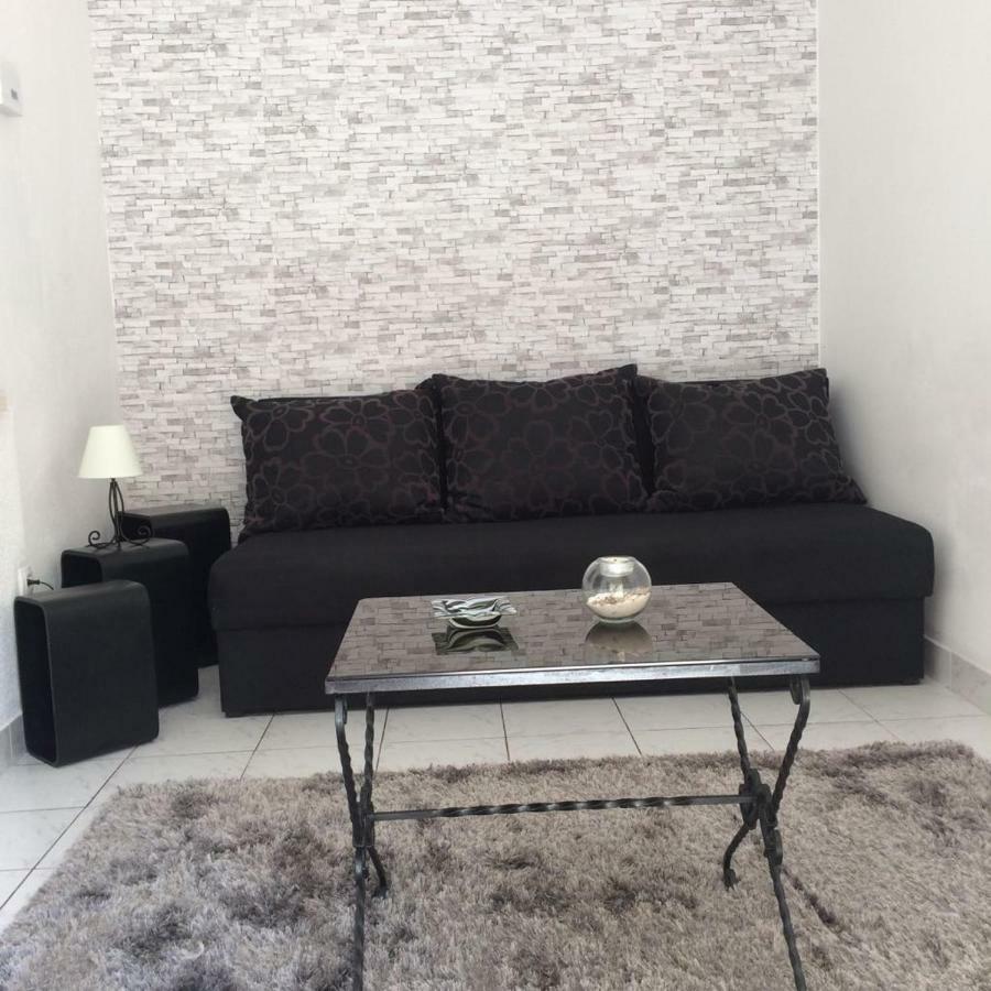 Apartmani Milka I Jozo โอมิช ภายนอก รูปภาพ